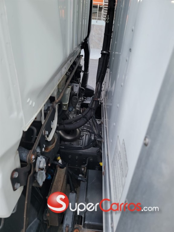 2017 Mitsubishi Motors Fuso — foto 7 / 7