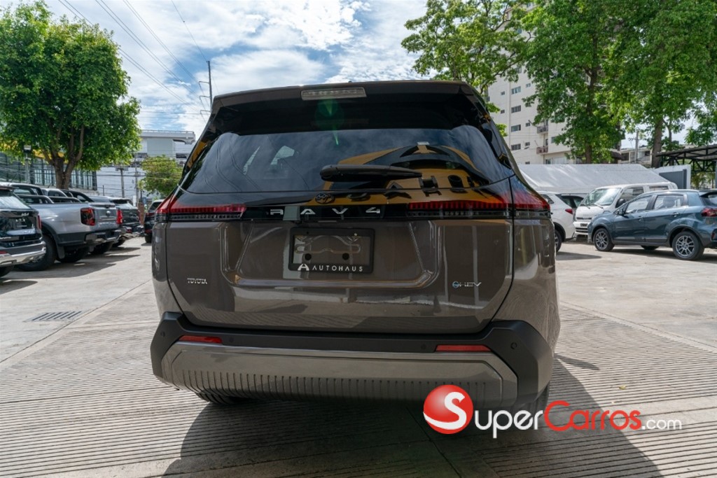 2027 Toyota RAV4 Limited Hybrid — foto 4 / 9