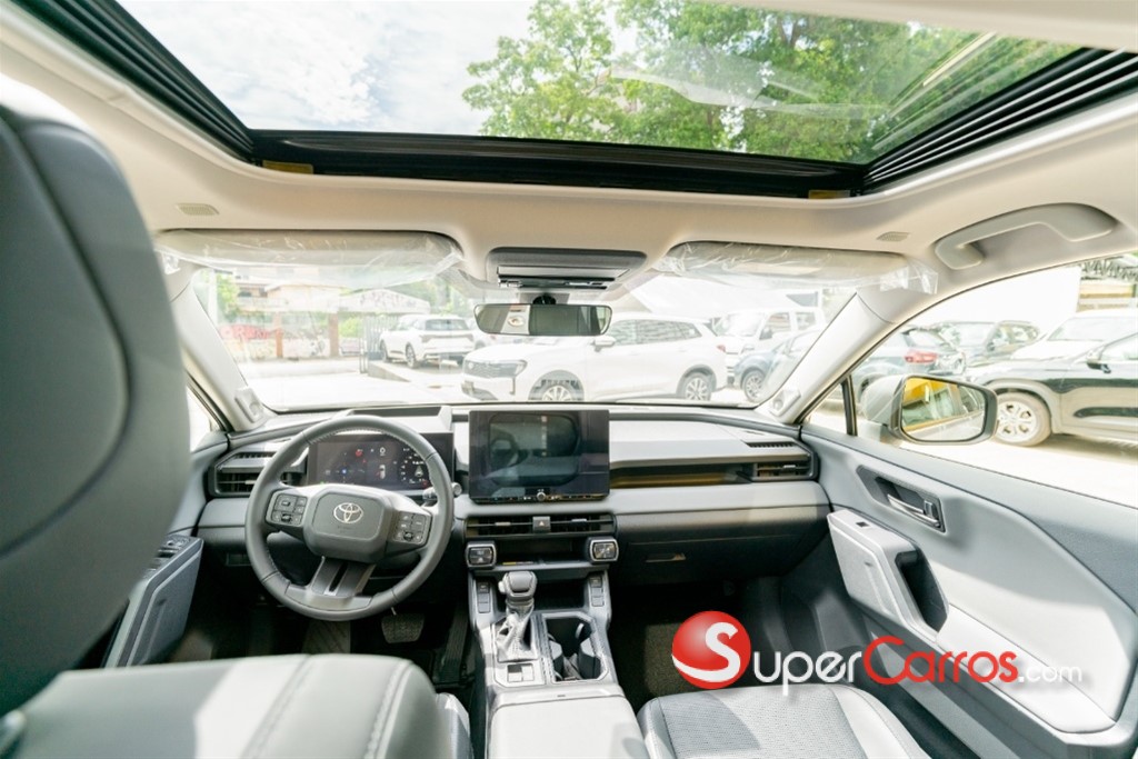 2027 Toyota RAV4 Limited Hybrid — foto 6 / 9