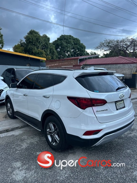 2017 Hyundai Santa Fe Ultimate — foto 4 / 10