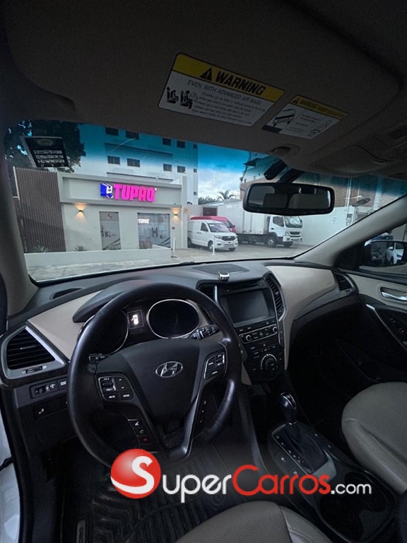 2017 Hyundai Santa Fe Ultimate — foto 6 / 10