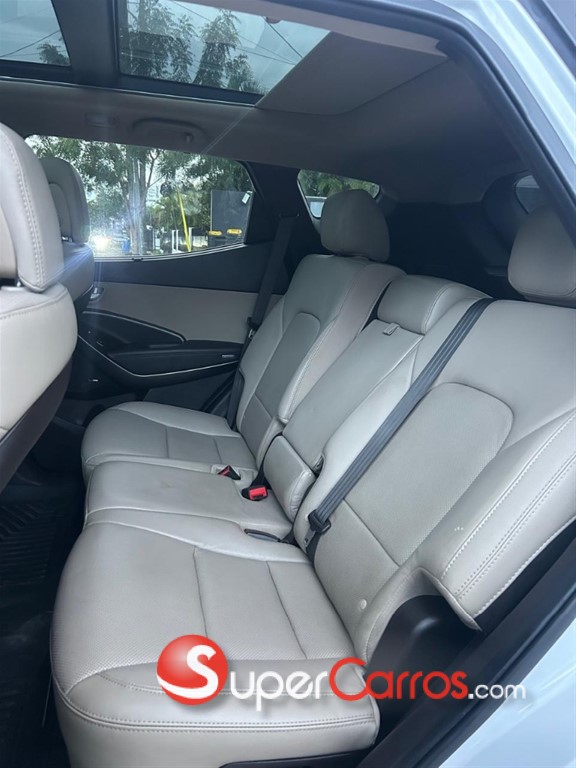 2017 Hyundai Santa Fe Ultimate — foto 9 / 10