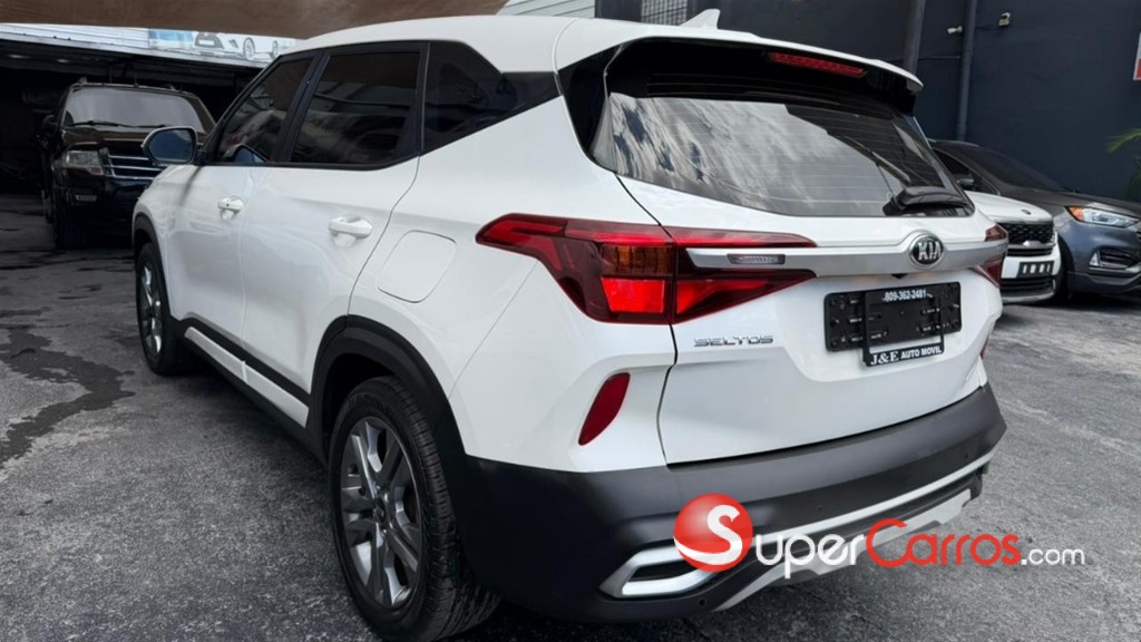 2022 Kia Seltos LX — foto 5 / 12