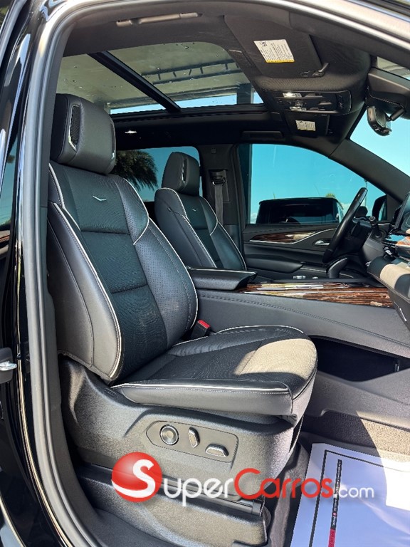 2021 Cadillac Escalade Premium Luxury — foto 5 / 12