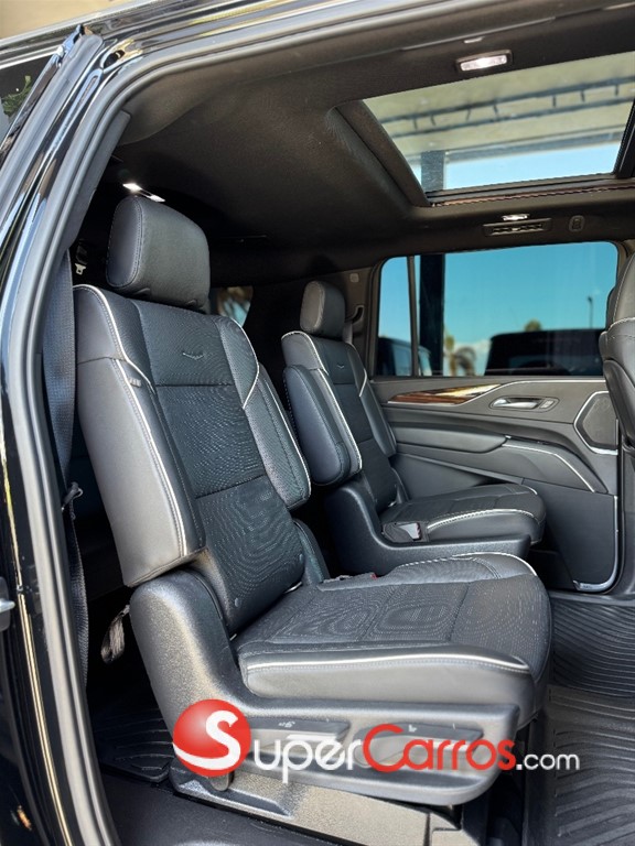 2021 Cadillac Escalade Premium Luxury — foto 8 / 12