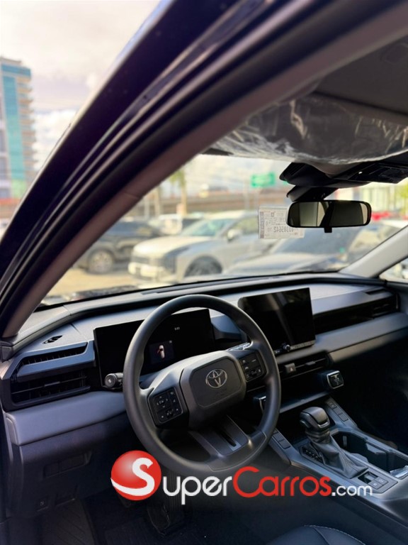 2027 Toyota RAV4 LE Hibrid — foto 8 / 8