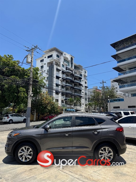2020 Hyundai Tucson Value — foto 2 / 12