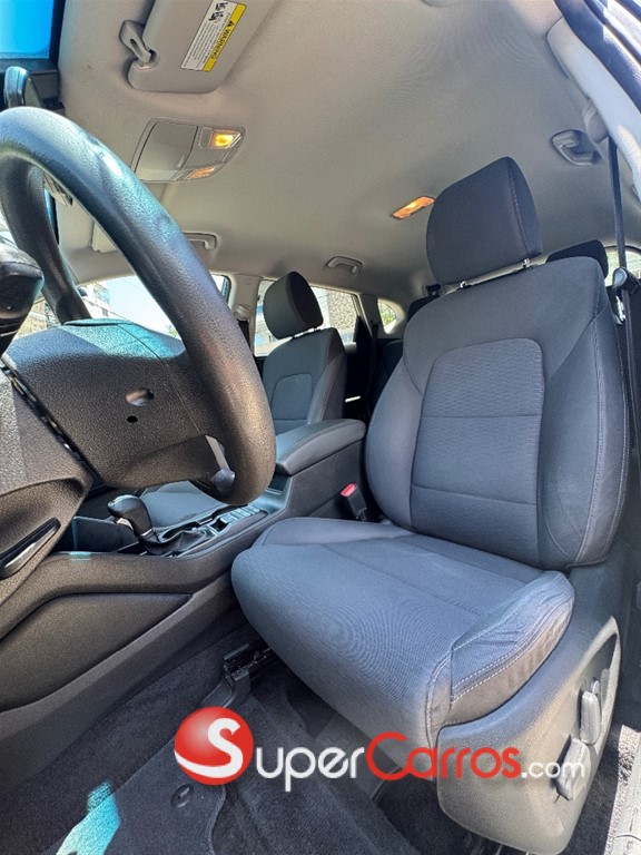 2020 Hyundai Tucson Value — foto 6 / 12