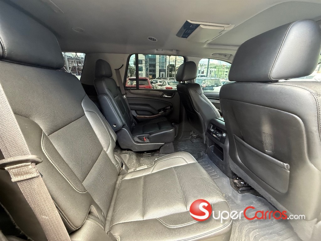 2016 Chevrolet Tahoe LTZ — foto 3 / 7