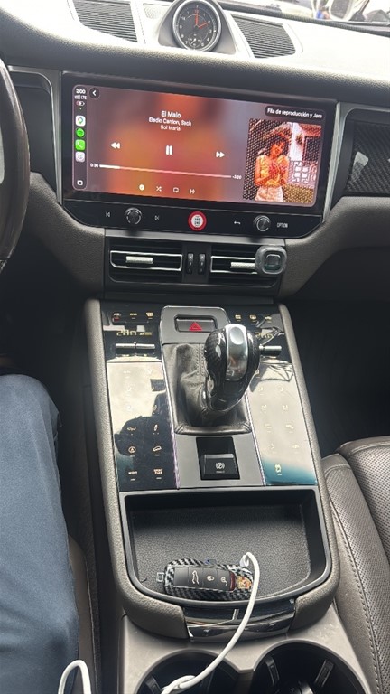 2017 Porsche Macan S — foto 2 / 11