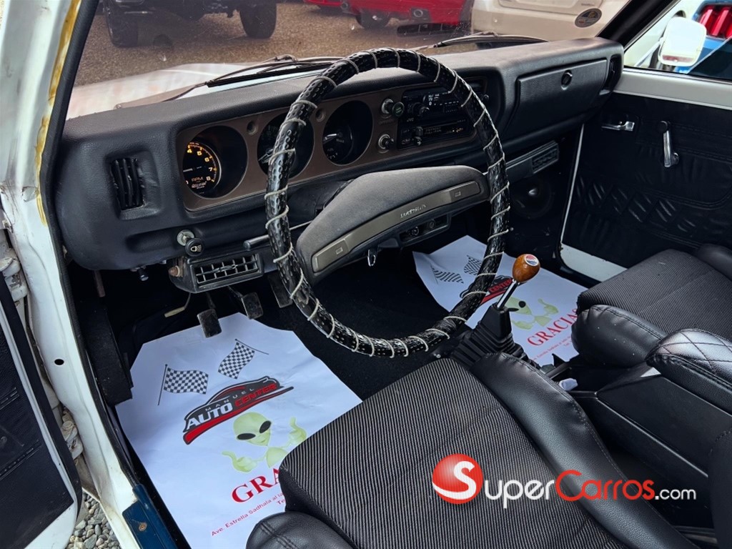 1976 Datsun U 620 — foto 2 / 12