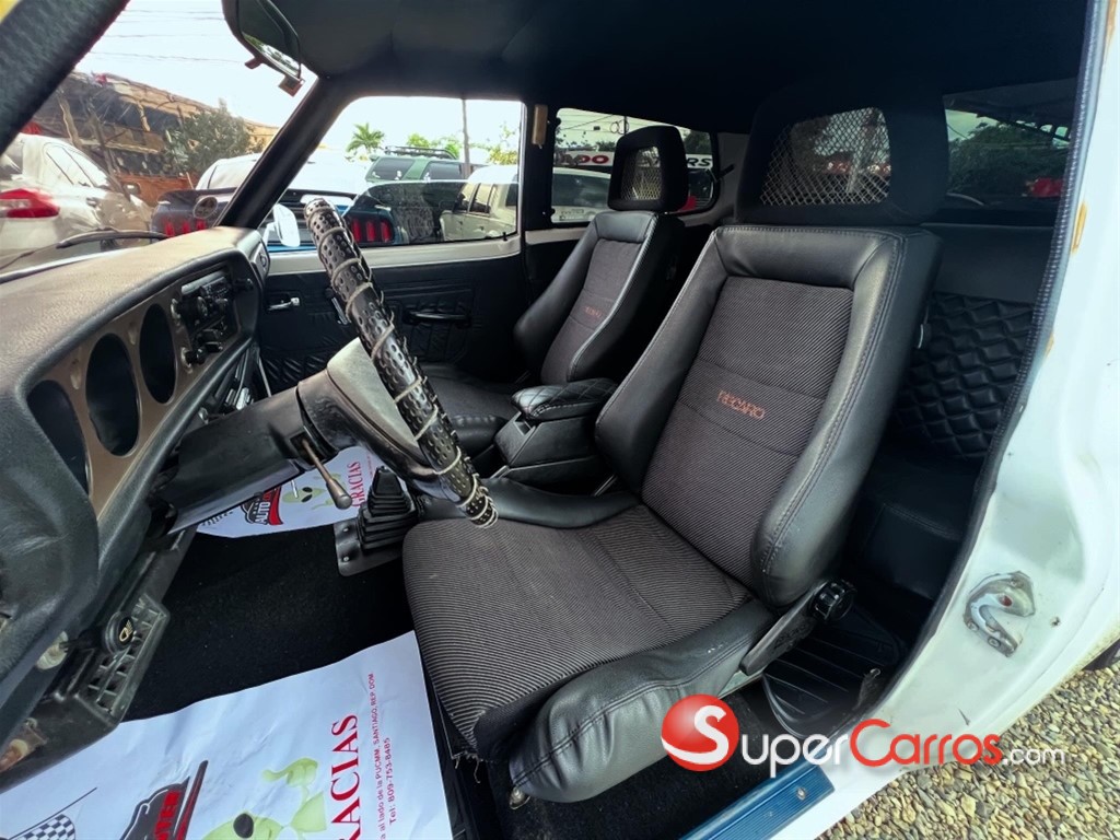 1976 Datsun U 620 — foto 3 / 12