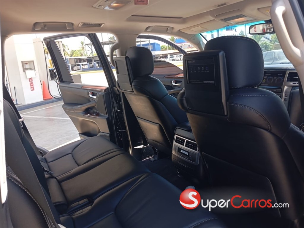 2013 Lexus LX 570 Sport Plus — foto 3 / 5