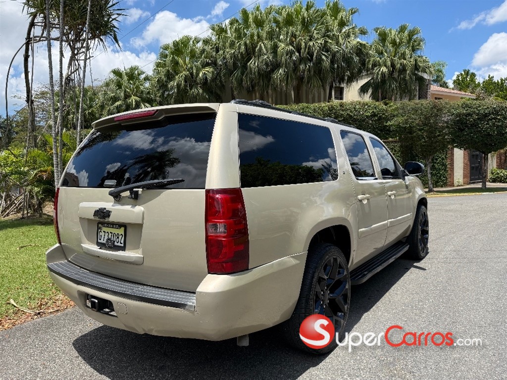 2007 Chevrolet Suburban LT — foto 6 / 12