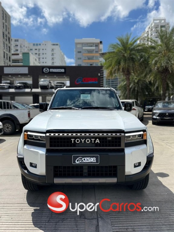 2026 Toyota Land Cruiser Prado Adventure — foto 2 / 8