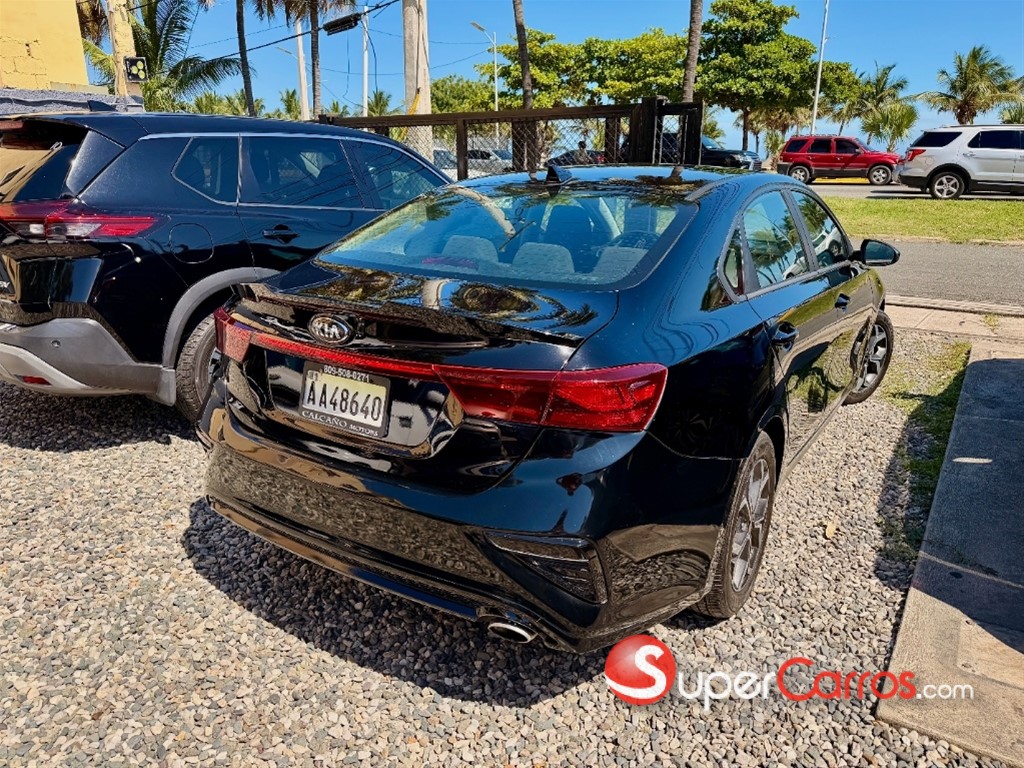 2020 Kia Forte LX — foto 4 / 10