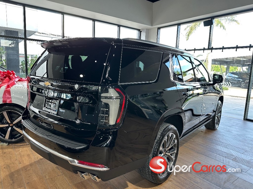 2026 Chevrolet Tahoe Highcountry — foto 2 / 12
