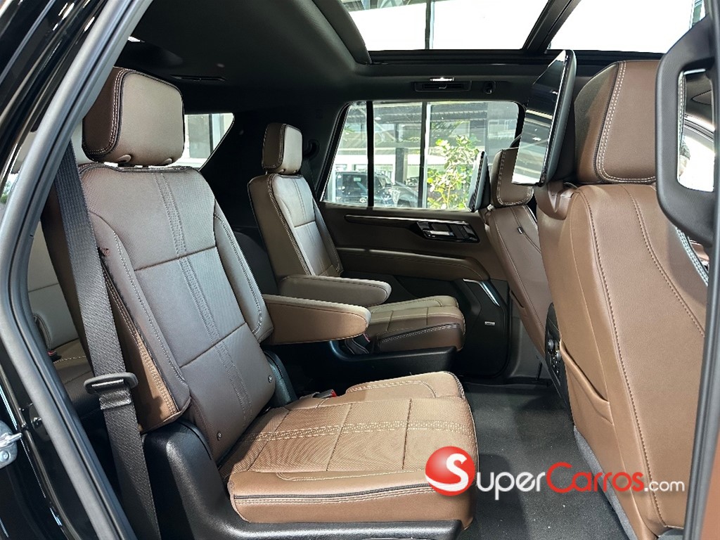 2026 Chevrolet Tahoe Highcountry — foto 6 / 12