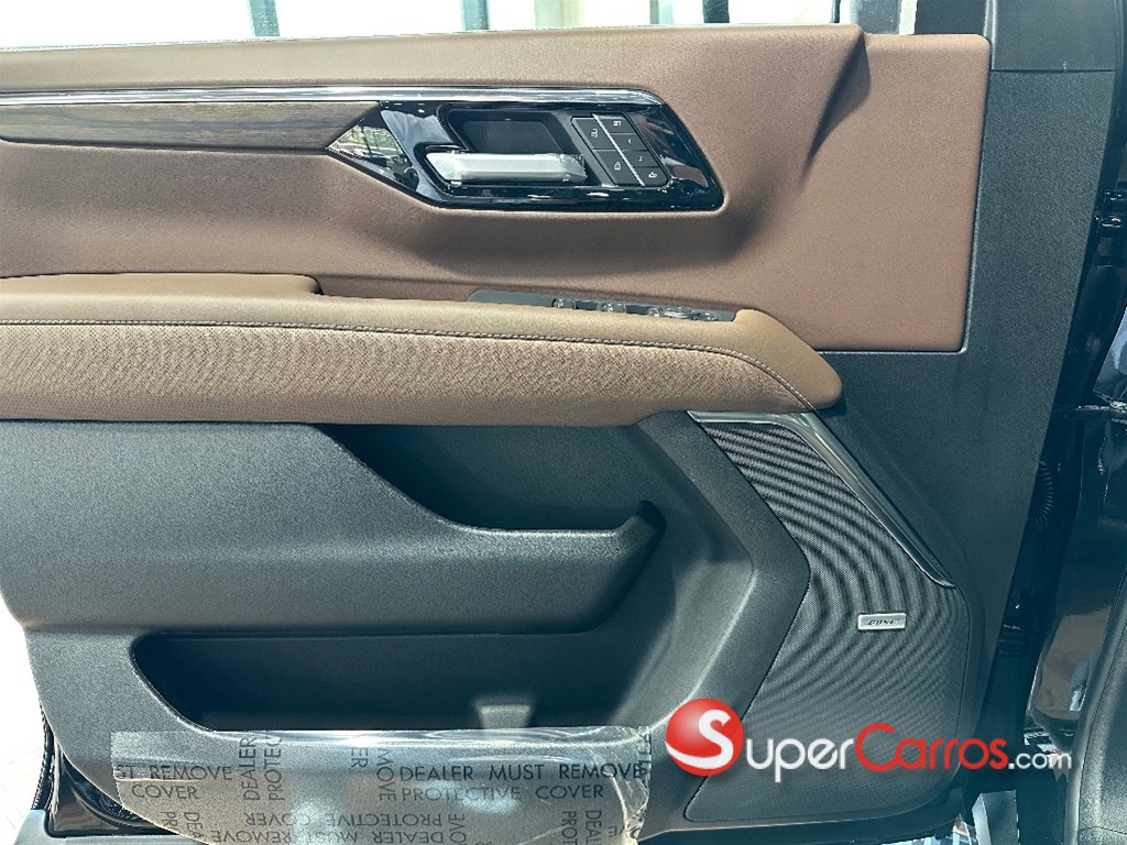 2026 Chevrolet Tahoe Highcountry — foto 9 / 12