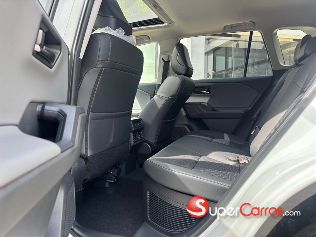 2027 Toyota RAV4 Limited Hybrid — foto 4 / 9