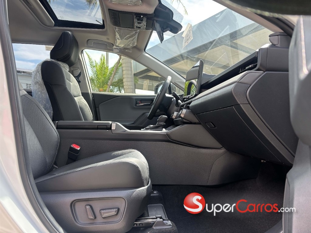 2027 Toyota RAV4 Limited Hybrid — foto 8 / 9