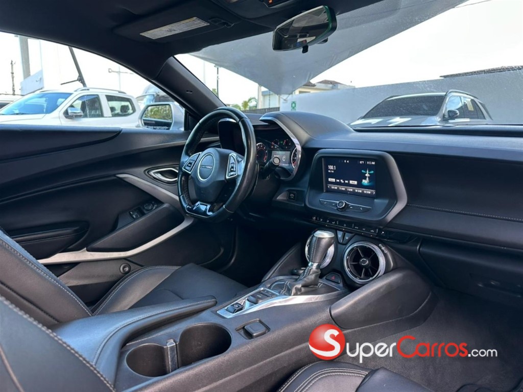 2016 Chevrolet Camaro LT — foto 6 / 8