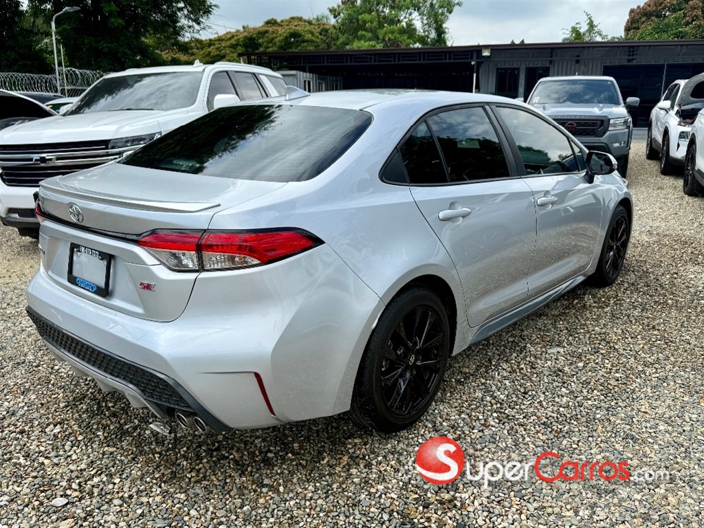 2022 Toyota Corolla SE — foto 4 / 11