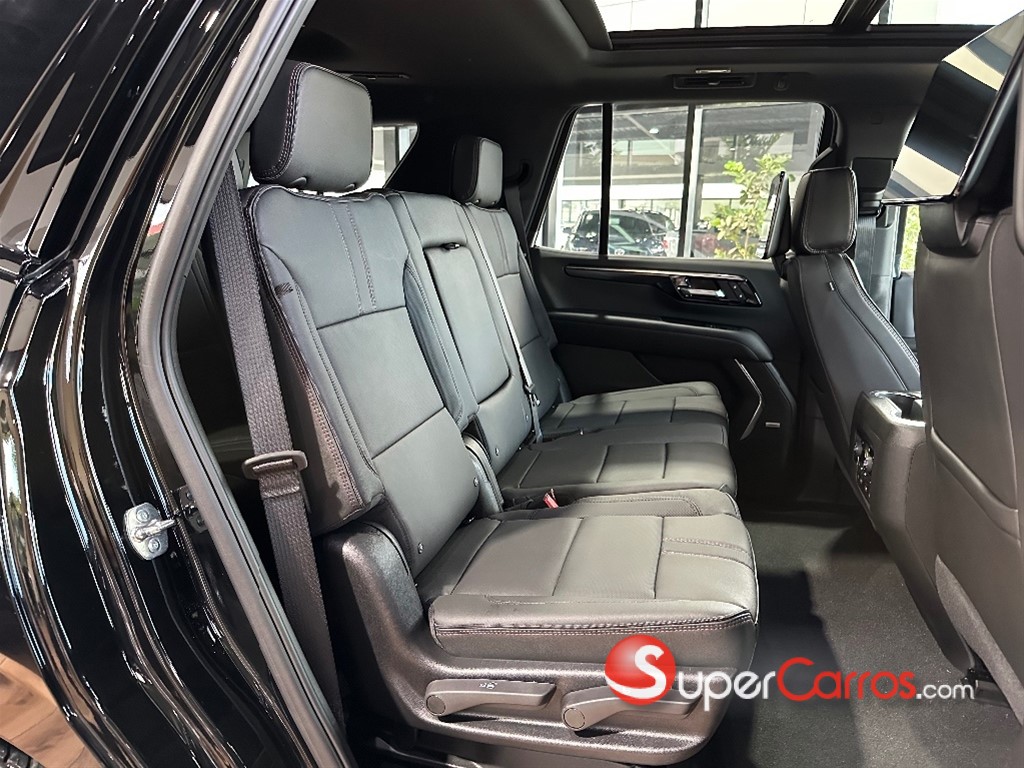 2026 Chevrolet Tahoe RST Duramax — foto 6 / 12