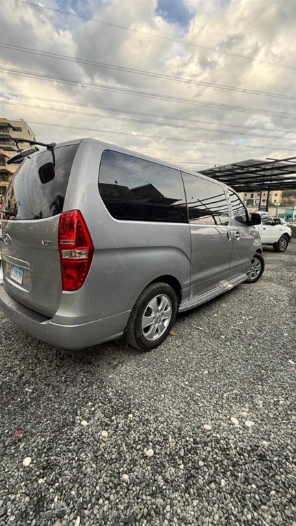 2019 Hyundai Starex — foto 2 / 11