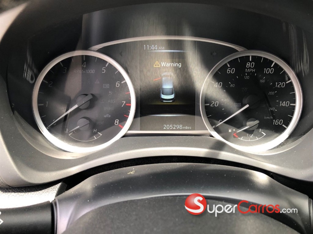 2017 Nissan Sentra — foto 6 / 7