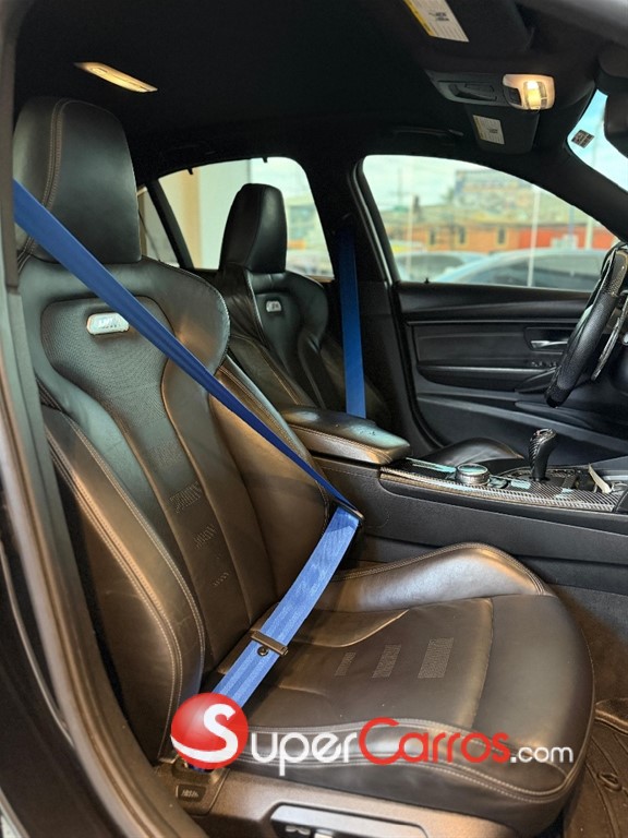 2016 BMW M 3 Competition — foto 8 / 9
