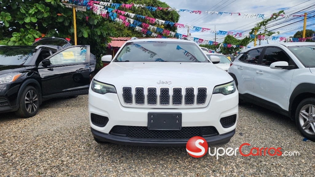 2020 Jeep Cherokee Latitude — foto 2 / 12