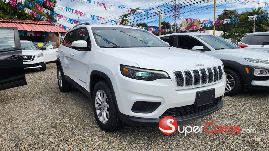 2020 Jeep Cherokee Latitude — foto 3 / 12