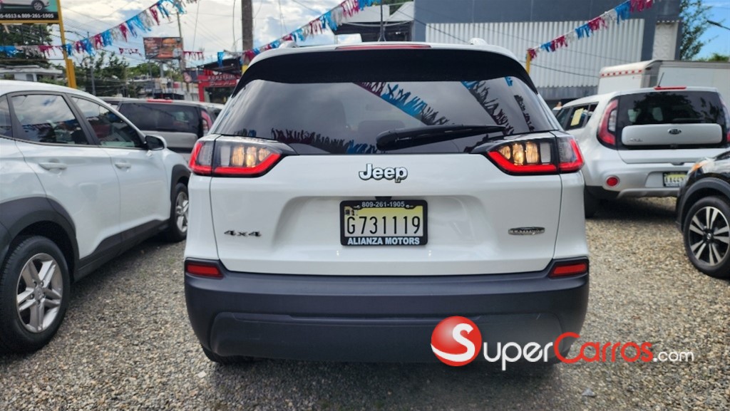 2020 Jeep Cherokee Latitude — foto 5 / 12