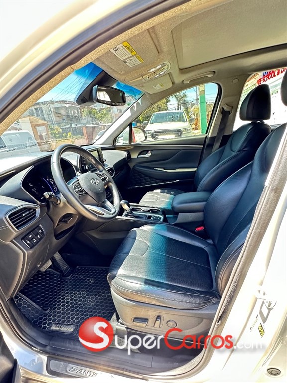2019 Hyundai Santa Fe Limited — foto 6 / 7