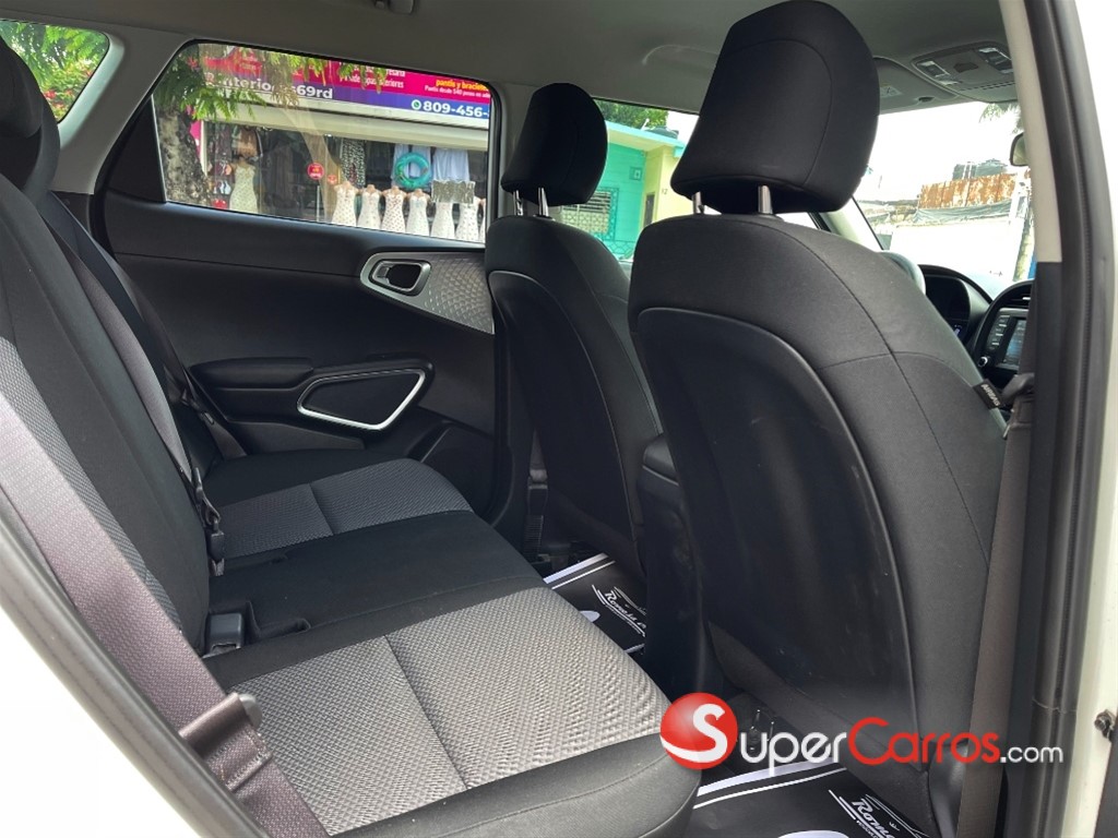 2020 Kia Soul LX — foto 5 / 11
