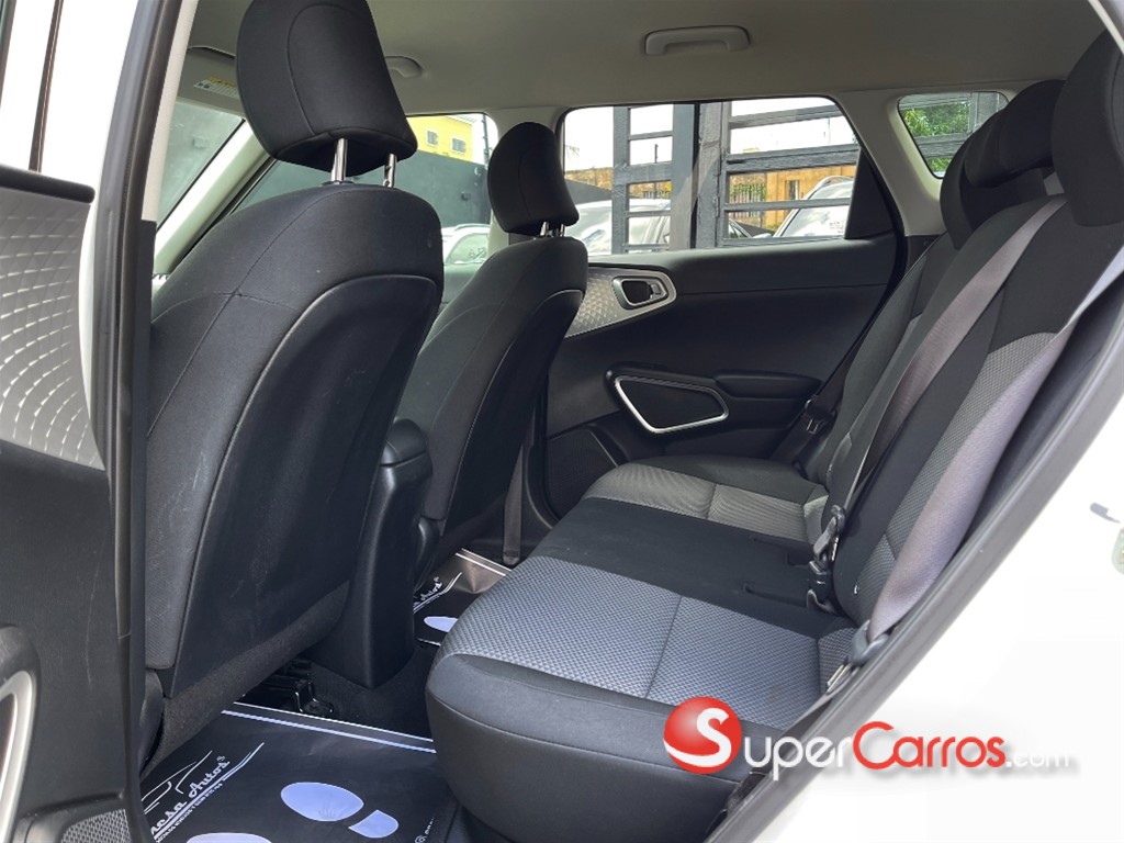 2020 Kia Soul LX — foto 6 / 11