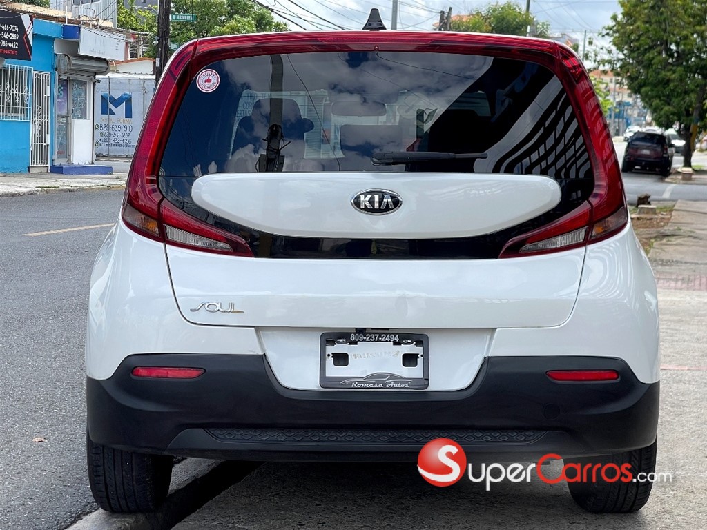 2020 Kia Soul LX — foto 9 / 11
