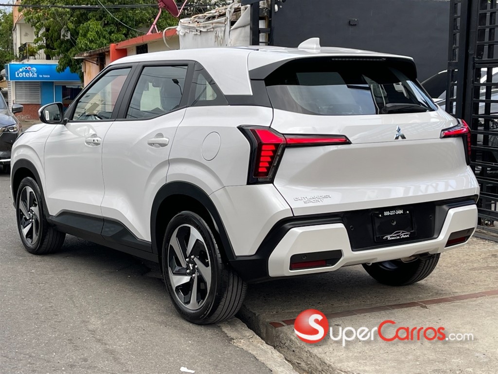 2027 Mitsubishi Motors Outlander Sport — foto 5 / 12