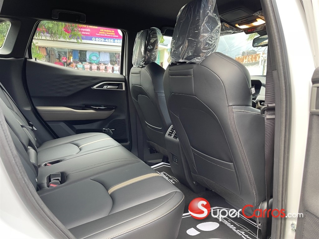 2027 Mitsubishi Motors Outlander Sport — foto 12 / 12