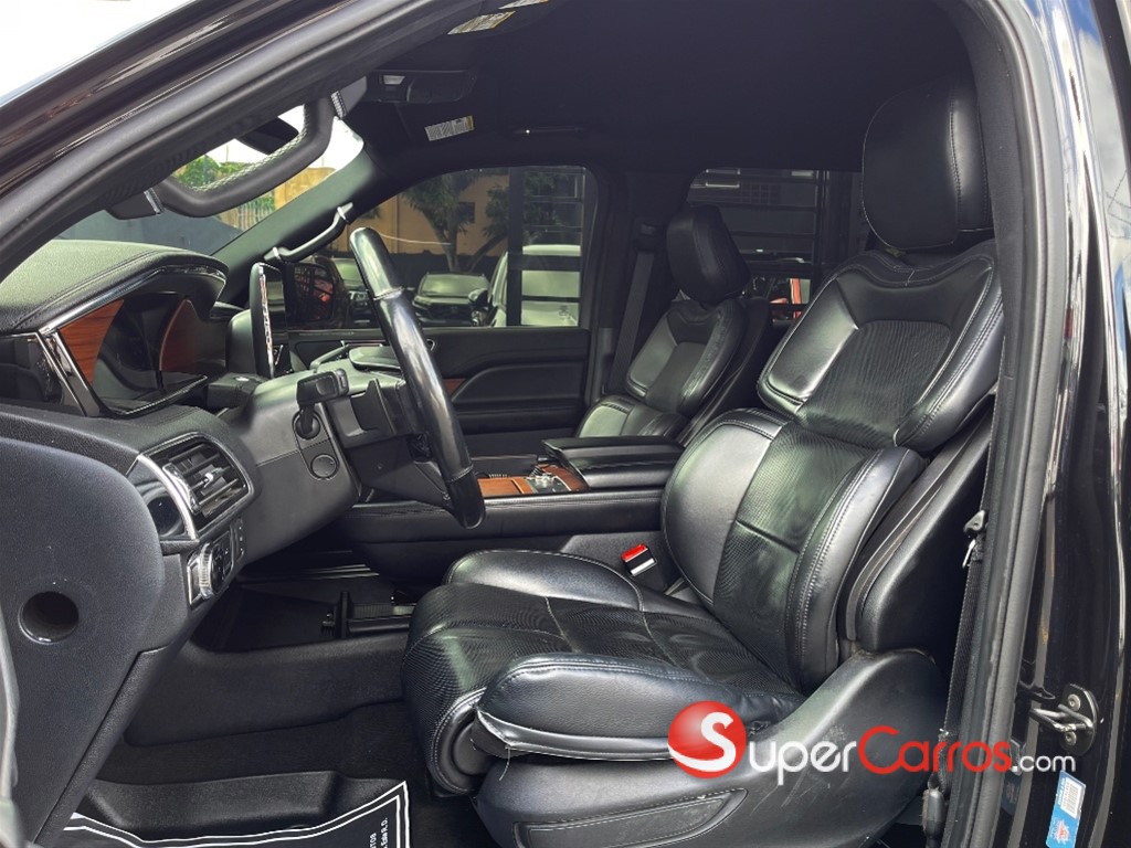 2021 Lincoln Navigator LONG — foto 12 / 12