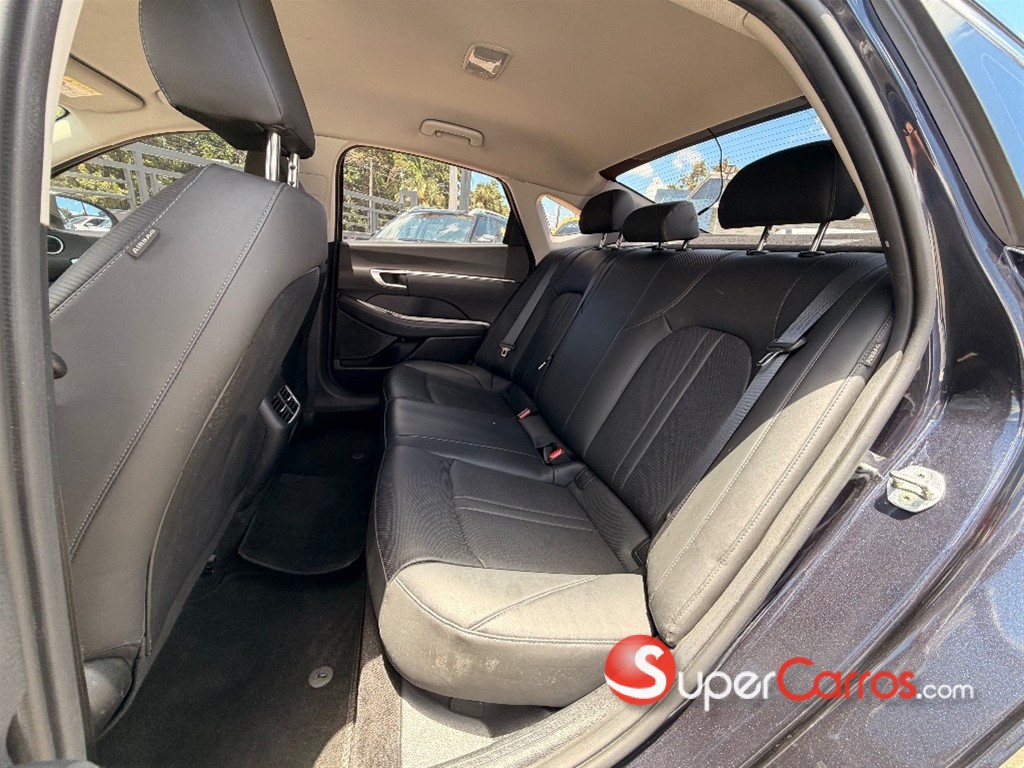 2021 Hyundai Sonata DN8 — foto 7 / 12
