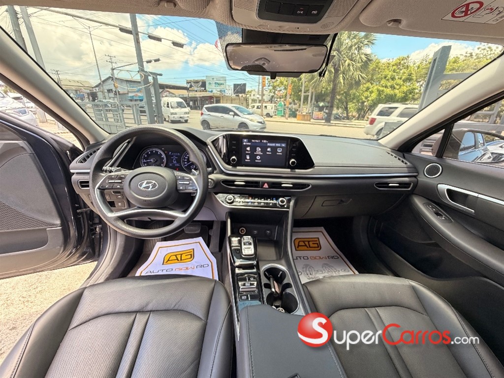 2021 Hyundai Sonata DN8 — foto 8 / 12
