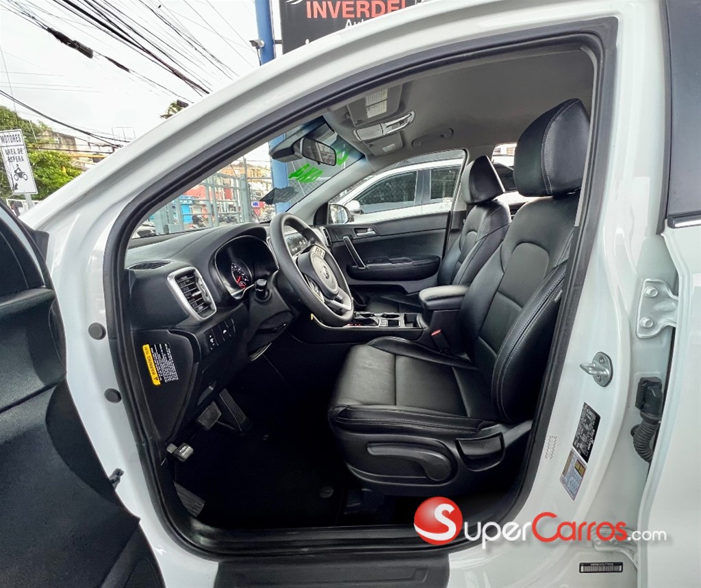 2020 Kia Sportage LX — foto 7 / 12