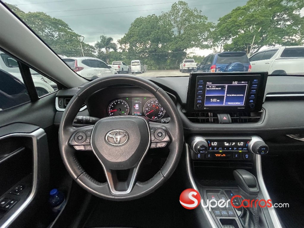 2021 Toyota RAV4 XLE — foto 4 / 11