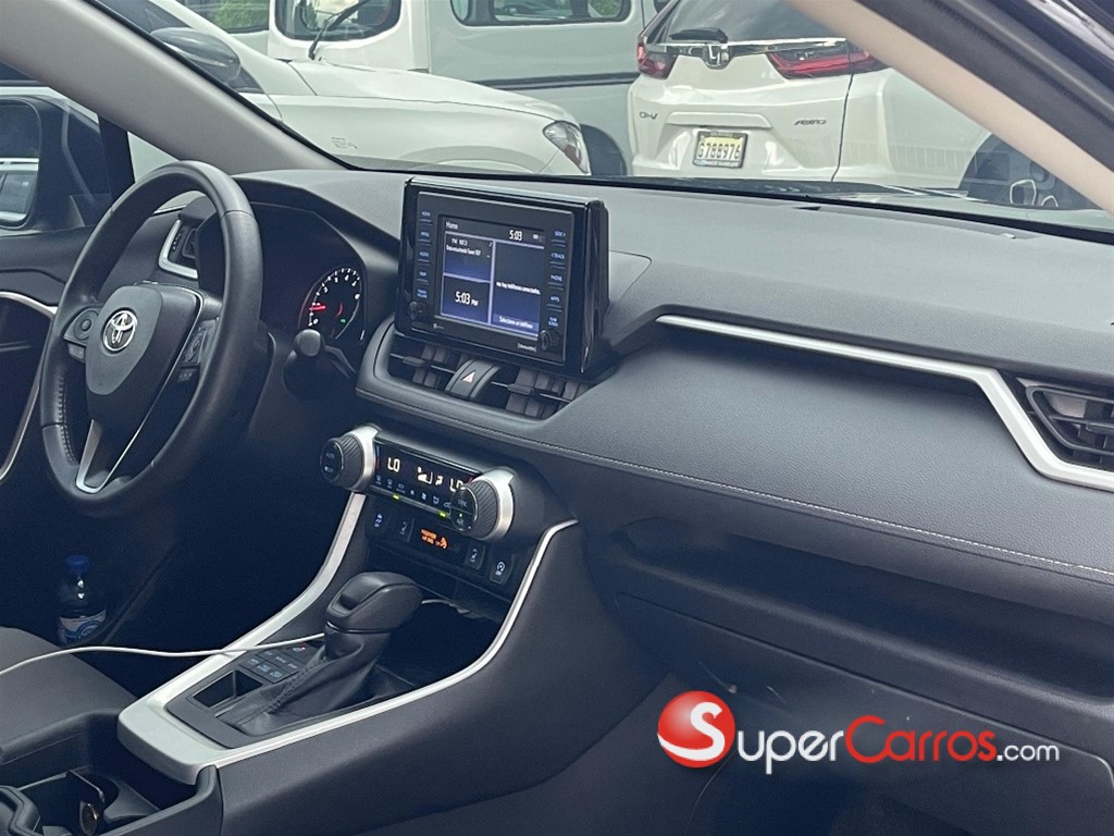 2021 Toyota RAV4 XLE — foto 5 / 11