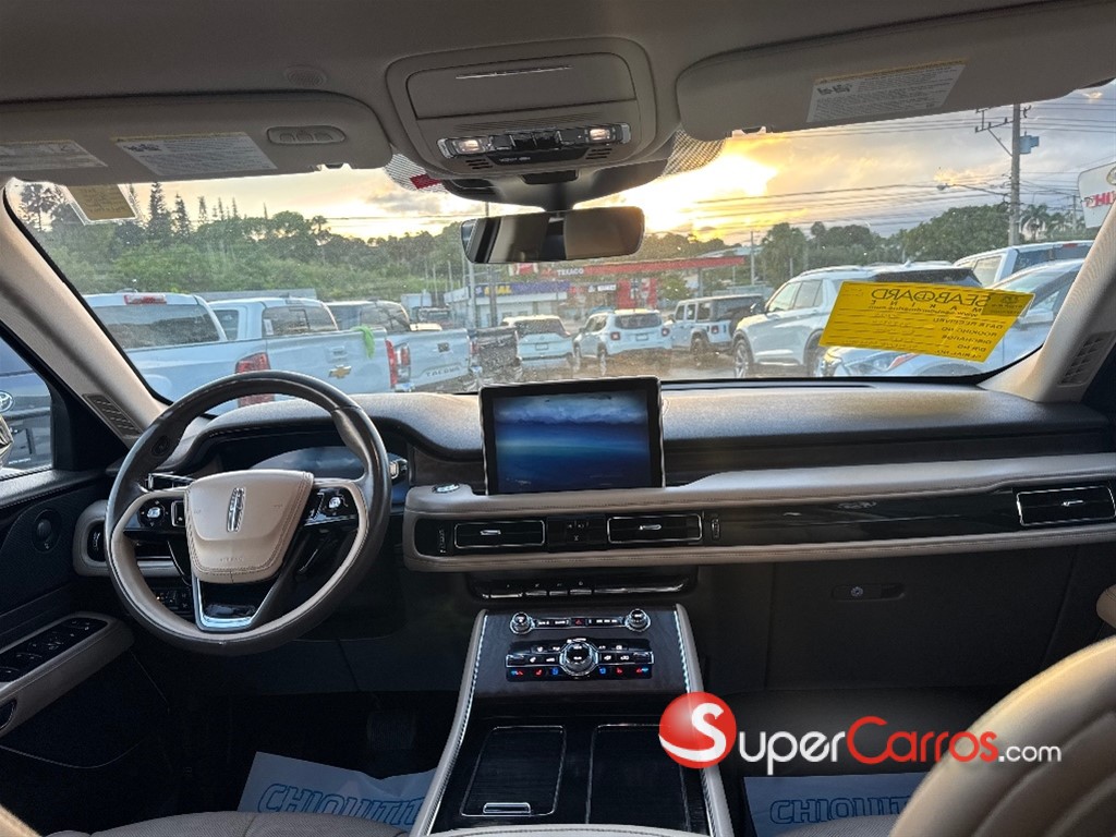 2021 Lincoln Aviator — foto 8 / 12