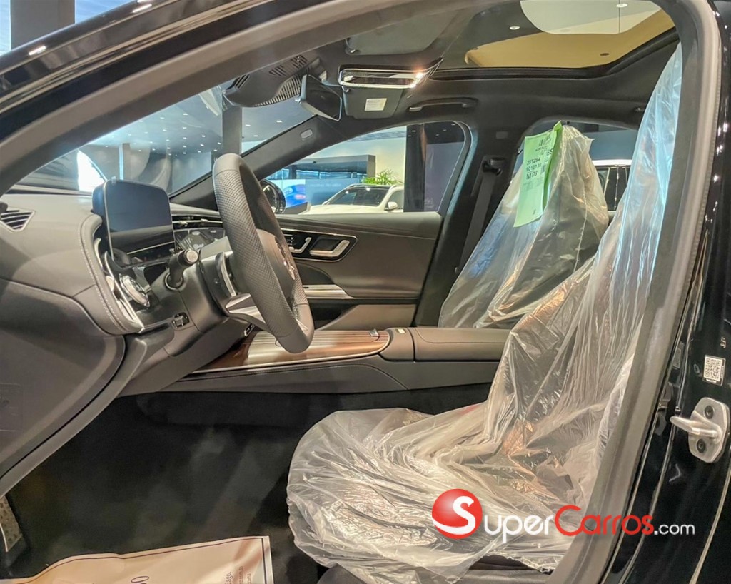 2026 Mercedes-Benz Clase E 450 4Matic — foto 5 / 12