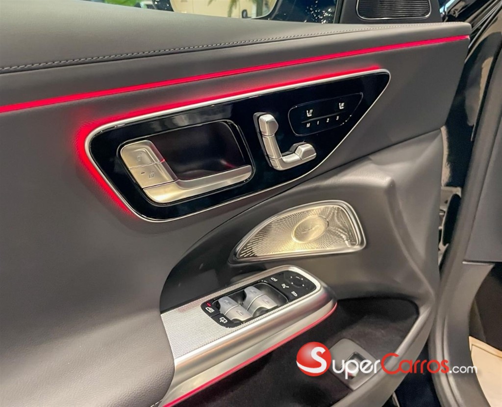 2026 Mercedes-Benz Clase E 450 4Matic — foto 9 / 12