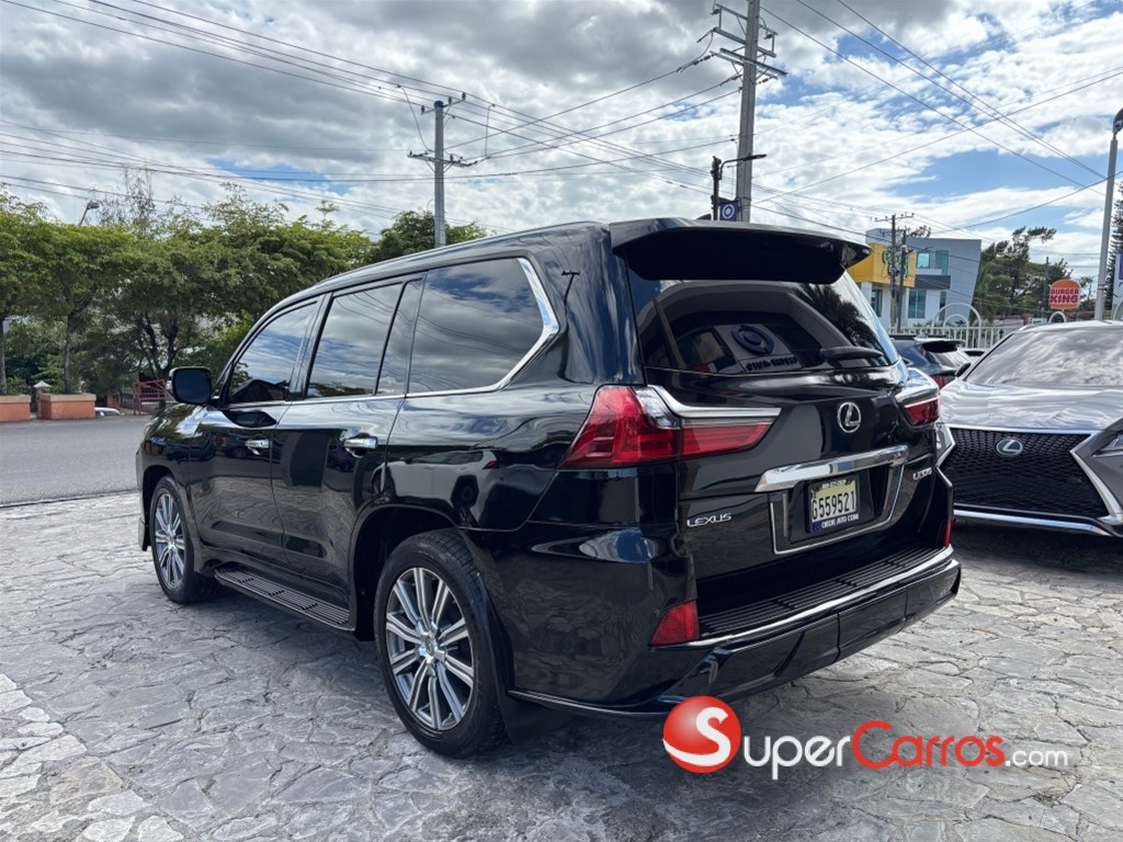 2016 Lexus LX 570 — foto 4 / 12